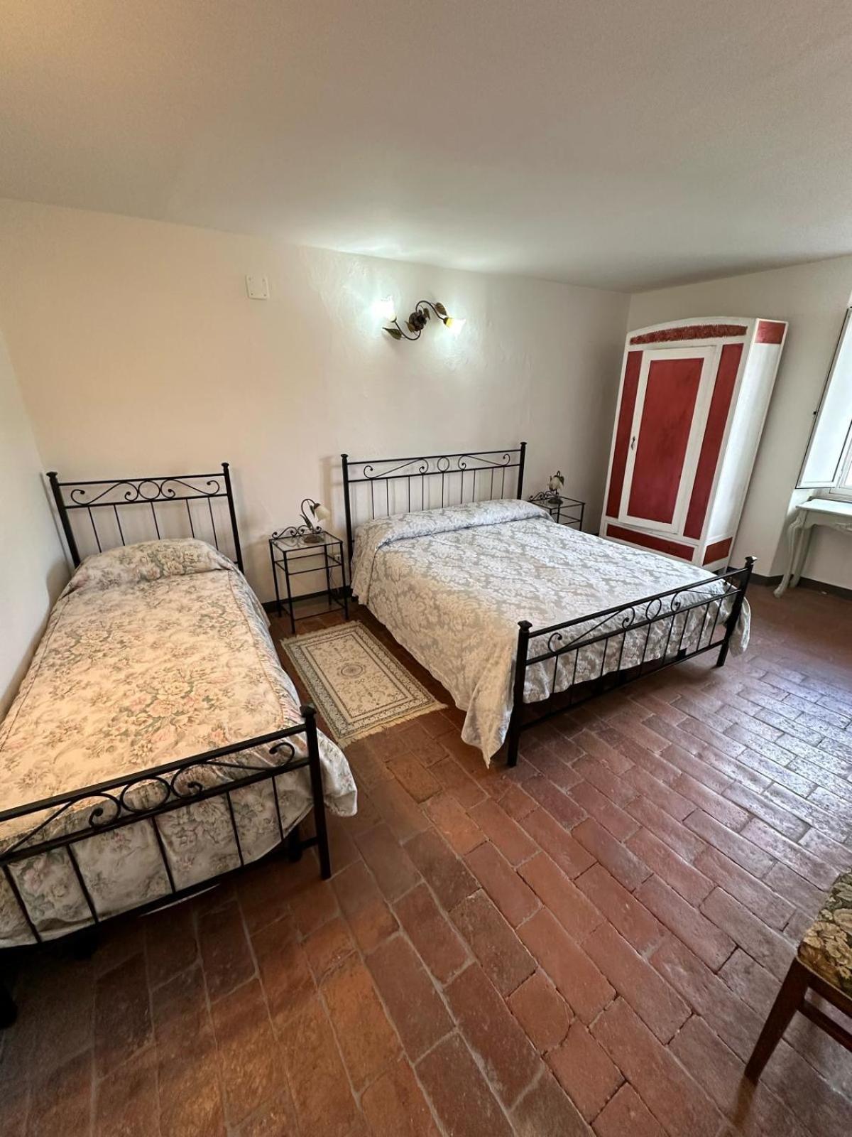 Hotel Casa Garibaldi à Pontremoli Extérieur photo